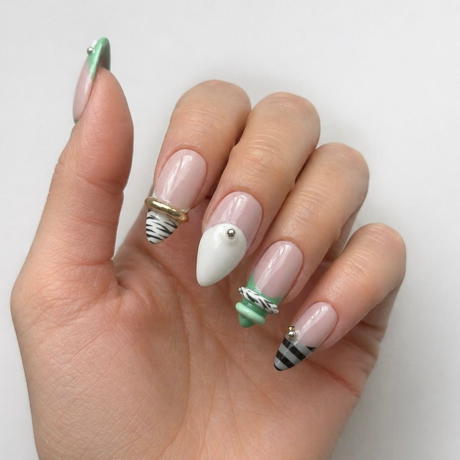 Emerald Static ✦ 100% Handmade