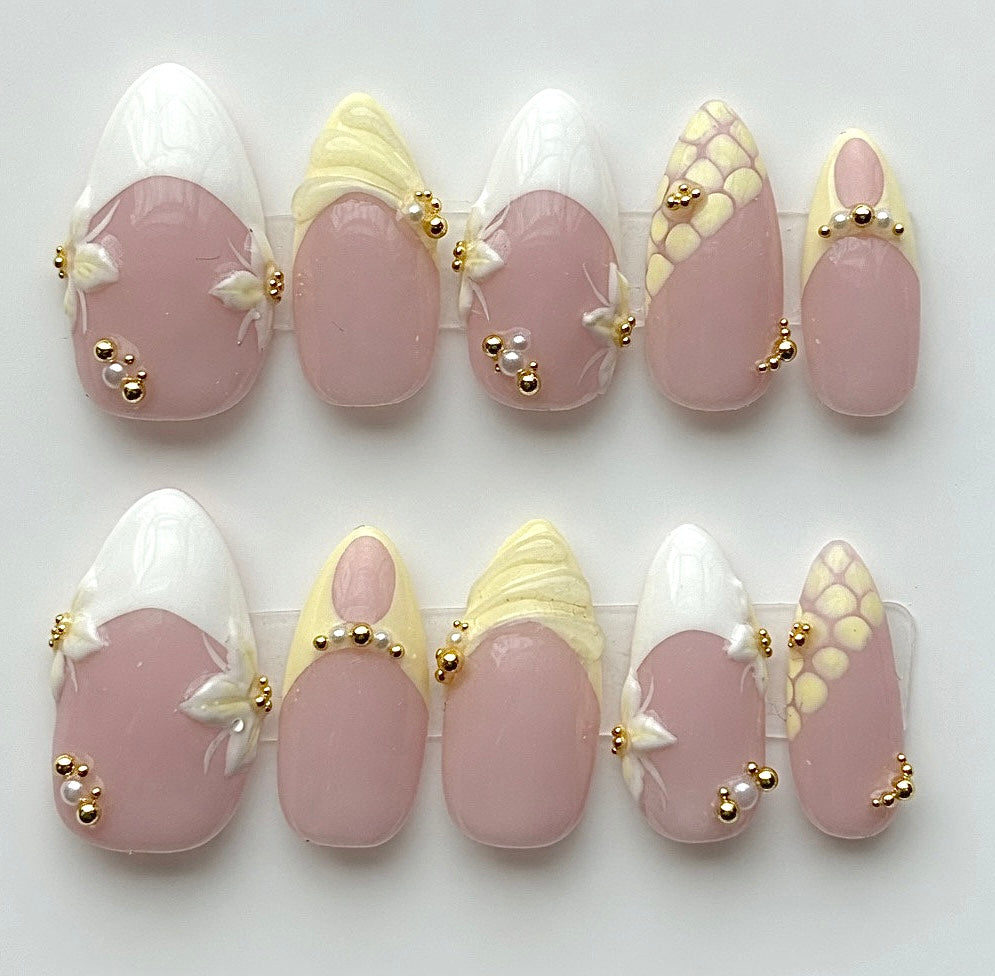 Honey Kissed | 100% Handmade Press-On Nails